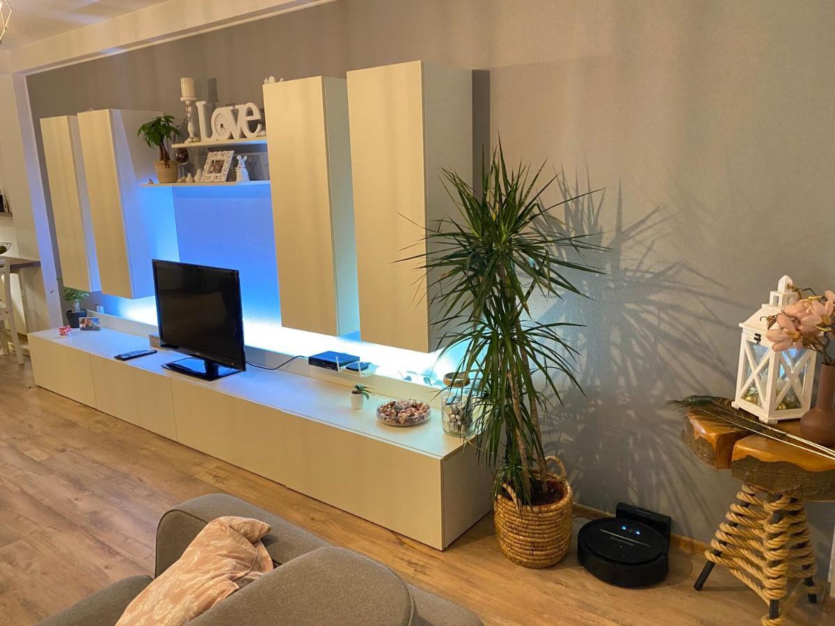 Apartman Slnecna Terasa S Vlastnym Parkovanim Na 2 Auta Διαμέρισμα Ζιλίνα Εξωτερικό φωτογραφία